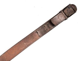 Koppel für Angehörige des Heeres. Eisenschloss lackiert datiert 1941. Ungereinigt. Länge des Lederkoppel 105cm