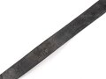 Ausgeh Koppel für Angehörige des Heeres. Aluminiumschloss mit aufgelegtem Emblem, der Lacklederriemen weich. Ungereinigt. Länge des Riemen 104cm