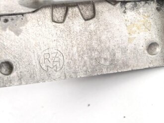 Koppelschloss für Angehörige der Deutschen Arbeitsfront DAF. Leichtmetall, ungetragenes Stück mit RZM Etikett. Hersteller M4/27