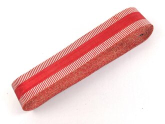 Österreich, Band zum Kaiser Karl Truppenkreuz 1916. Breite 25mm, sie erhalten je 15cm von der Rolle abgeschnitten