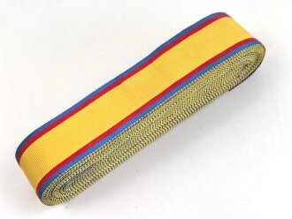 Rumänien, Band zur Medaille Mannhaftigkeit und Treue . Breite 30mm, sie erhalten je 15cm von der Rolle abgeschnitten