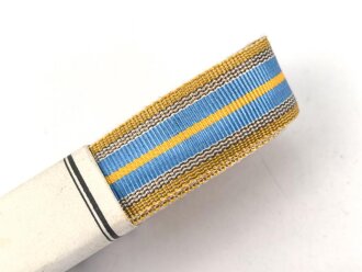 Rumänien, Bündel Ordensband für eine Bandspange. Breite 15mm, in der originalen Banderole, laut dieser 10 Meter