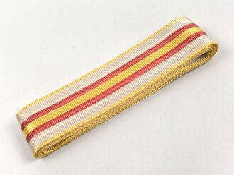 Spanien, Ordensband zur Militärverdienstmedaille . Breite 25mm, sie erhalten je 15cm abgeschnitten