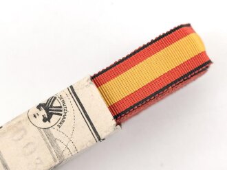 Spanien, Bündel Ordensband für die Bandspange zur Medalla de la Campana 1936-1939. Breite 15mm, in der originalen Banderole, laut dieser 10 Meter