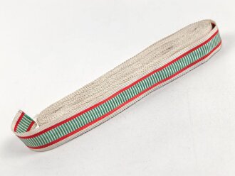 Ungarn, Ordensband zur Bandspange der Kriegs Erinnerungsmedaille 1914-1918. Breite 15mm, sie erhalten je 10 cm von der Rolle abgeschnitten