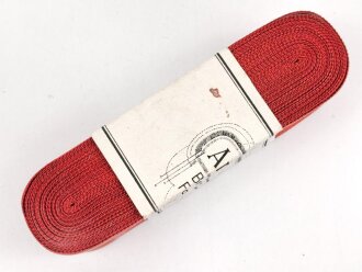 Finnland, Bündel Ordensband zum Freiheitskreuz. Breite 30mm, in der originalen Banderole, laut dieser 10 Meter