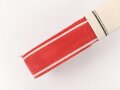 Finnland, Bündel Ordensband für die Bandspange zum Freiheitskreuz. Breite 15mm, in der originalen Banderole, laut dieser 10 Meter