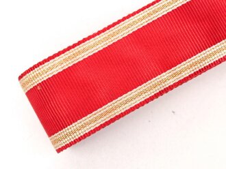 Ordensband zur NSDAP Dienstauszeichnung in gold. Breite 25mm, sie erhalten je 15cm von der Rolle abgeschnitten