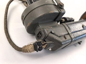 1.Weltkrieg, eiserner Armeefernsprecher  in gutem Gesamtzustand. Ungereinigtes Stück