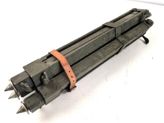 Gestell für Optik Reichswehr und frühe Wehrmacht, passend für Scherenfernrohr, Richtkreis, K-Blink.., Lichtsprechgerät. Guter Zustand, überlackiertes Stück, Lack blättert ab