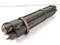 Gestell für Optik Reichswehr und frühe Wehrmacht, passend für Scherenfernrohr, Richtkreis, K-Blink.., Lichtsprechgerät. Guter Zustand, originaler Trageriemen. Zapfen original ?