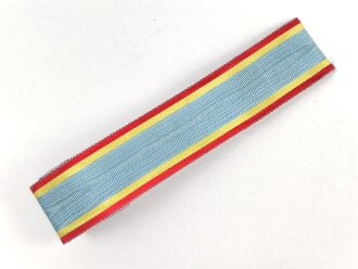 Mecklenburg Schwerin, Ordensband zum Militär Verdienstkreuz. Breite 25mm, sie erhalten je 15cm von der Rolle abgeschnitten.