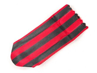 Württemberg, Ordensband unter anderem für die Kriegsdenkmünze. Breite 34mm, Länge 17cm