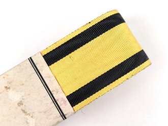 Württemberg,  Bündel Ordensband  zur Militärverdienstmedaille. Breite 30mm, in der originalen Banderole, laut dieser 10 Meter