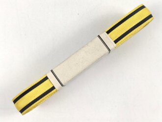 Württemberg, Bündel  Ordensband  zur Bandspange der Militärverdienstmedaille. Breite 15mm, in der originalen Banderole, laut dieser 10 Meter