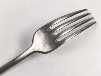 Gabel von der Kriegsmarine, datiert 1942, Metall, Gesamtlänge ca. 21 cm