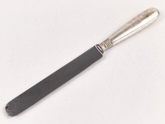Messer Offizierskasino Truppenübungsplatz Heuberg (O.H.Heuberg = Ortshauptverband Heuberg), an der Spitze angerostet