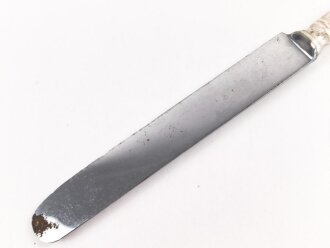 Messer Offizierskasino Truppenübungsplatz Heuberg (O.H.Heuberg = Ortshauptverband Heuberg), an der Soitze leicht angerostet