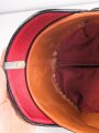 Bayern, Pickelhaube für eine Reserveoffizier der Kavallerie. Kriegsausführung, die vergoldung zum Teil vergangen. Zwei Sternsplinte fehlen. Keine Doppellöcher
