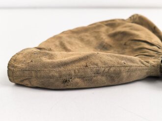 1.Weltkrieg, Überzug für eine Pickelhaube des Königl. Bayerische Infanterie Regiment "König" Nr.1 Getragenes Stück, die Nummer "1" noch erkennbar