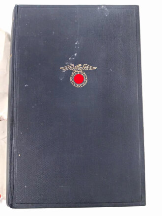 Adolf Hitler "Mein Kampf" blaue Ganzleinenausgabe von 1935, im Schutzumschlag, dieser defekt