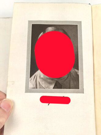Adolf Hitler "Mein Kampf" blaue Ganzleinenausgabe von 1935, im Schutzumschlag, dieser defekt