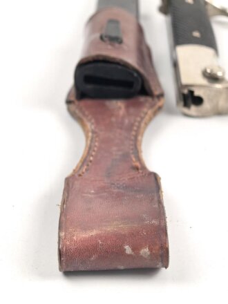 Extraseitengewehr frühe Wehrmacht oder Luftwaffe. Ordentliches Stück in gutem Zustand, Hersteller Tiger Solingen, der ungeschwärzte Koppelschuh zugehörig
