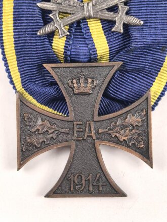 Braunschweig, Kriegsverdienstkreuz 2. Klasse mit Bewährungsabzeichen am Band, von einer Ordenspange abgetrennt