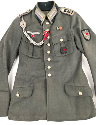 Geschönte Feldbluse Modell 1936 für Kraftfahrtruppe des Stabsfeldwebel Brinkmann.. Meiner Ansicht nach so zusammengehörig. Guter Zustand
