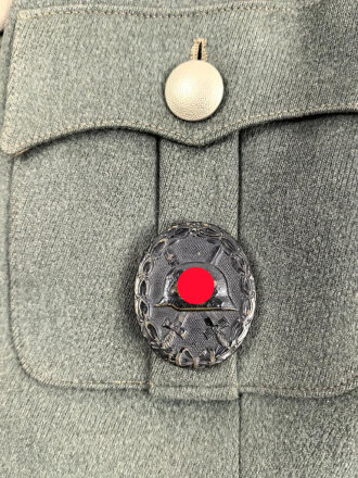Geschönte Feldbluse Modell 1936 für Kraftfahrtruppe des Stabsfeldwebel Brinkmann.. Meiner Ansicht nach so zusammengehörig. Guter Zustand
