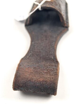 Kaiserreich und 1. Weltkrieg, Koppelschuh zum Seitengewehr M98/05. Ungewöhnliche, nicht genietete Ausführung ohne Herstellermarkierung