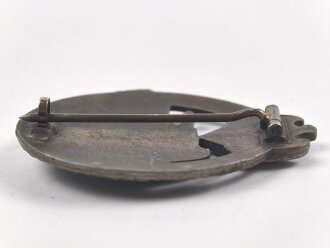 Panzerkampfabzeichen in bronze, Zink bronziert. Ohne Herstellermarkierung, aber Steinhauer & Lück zuzuordnen
