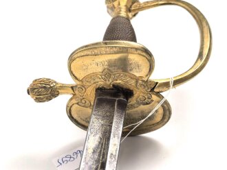 Frankfurter Reichskontingent, Degen für Offiziere um 1830. Auf dem Klingenrücken Signatur des Schwerdtfegers "Jacob Glauth in Frankfurt" gereinigtes Stück in gutem Gesamtzustand