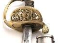 Sachsen, Degen für Offiziere Modell 1867. Klinge " garantiert Eisenhauer" sowie geätztes Monogramm "AR unter Krone" (König Albert 1873 - 1902). Guter Gesamtzustand