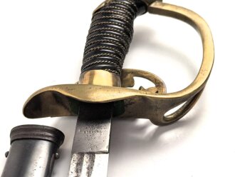 Preussen, IOD89, Infanterie Offiziers Degen Modell 1889. Das "Griffemblem" sicherlich neuzeitlich befestigt, vermutlich aus Teilen zusammengesetztes Stück