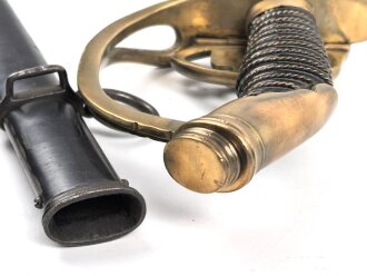 Preussen, IOD89, Infanterie Offiziers Degen Modell 1889. Das "Griffemblem" sicherlich neuzeitlich befestigt, vermutlich aus Teilen zusammengesetztes Stück