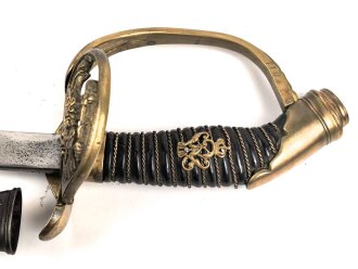 Preussen, IOD89, Infanterie Offiziers Degen Modell 1889. Das "Griffemblem" sicherlich neuzeitlich befestigt, vermutlich aus Teilen zusammengesetztes Stück
