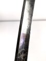 Frankreich, Säbel für Infanterie Offiziere um 1800. Seitenbügel des Griffes beweglich, beidseitig verzierte, saubere Klinge. Insgesamt in für das Alter sehr gutem Zustand.