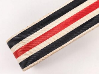 Band zum Ehrenkreuz für Witwen und Waisen. Breite 30mm, sie erhalten je 15cm von der Rolle abgeschnitten