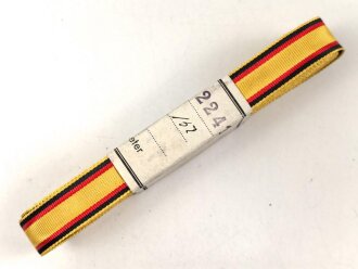 Reuß, Bündel Ordensband für eine Bandspange für diverse Auszeichnungen. Breite 15mm, in der originalen Banderole, laut dieser 10 Meter