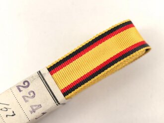 Reuß, Bündel Ordensband für eine Bandspange für diverse Auszeichnungen. Breite 15mm, in der originalen Banderole, laut dieser 10 Meter
