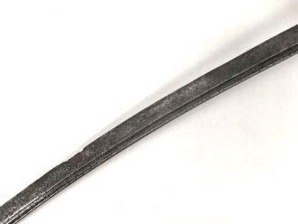 Grenadiersäbel, Messinggefäß in einfacher Ausführung, die narbige Klinge gereinigt. Alter und Herkunft unbekannt.