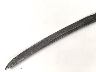 Grenadiersäbel, Messinggefäß in einfacher Ausführung, die narbige Klinge gereinigt. Alter und Herkunft unbekannt.