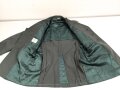 U.S. Army, Uniformjacke datiert 1981. Die Effekten scheinbar original vernäht, dazu eine passende Hose.