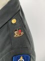 U.S. Army, Uniformjacke vermutlich aus dem 1980iger Jahren. Die Effekten scheinbar original vernäht