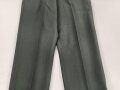 U.S. Army, Uniformjacke datiert 1976. Die Effekten scheinbar original vernäht, dazu eine passende Hose.