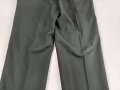 U.S. Army, Uniformjacke datiert 1976. Die Effekten scheinbar original vernäht, dazu eine passende Hose.