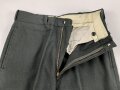 U.S. Army, Uniformjacke datiert 1976. Die Effekten scheinbar original vernäht, dazu eine passende Hose.