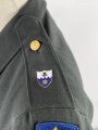 U.S. Army, Uniformjacke datiert 1976. Die Effekten scheinbar original vernäht, dazu eine passende Hose.