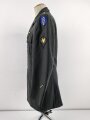 U.S. Army, Uniformjacke datiert 1976. Die Effekten scheinbar original vernäht, dazu eine passende Hose.